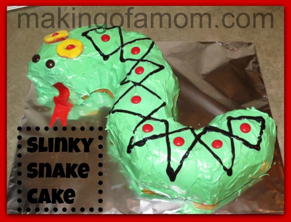 snake cake