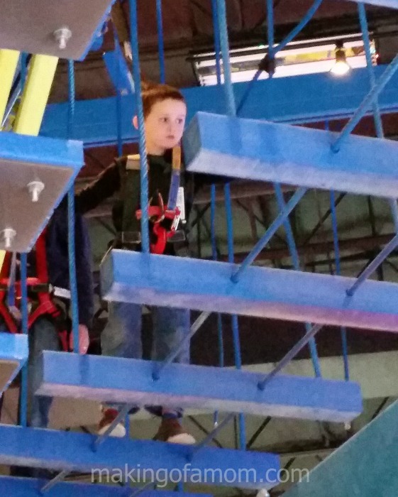 Jarom-Gravity-Ropes-Blocks