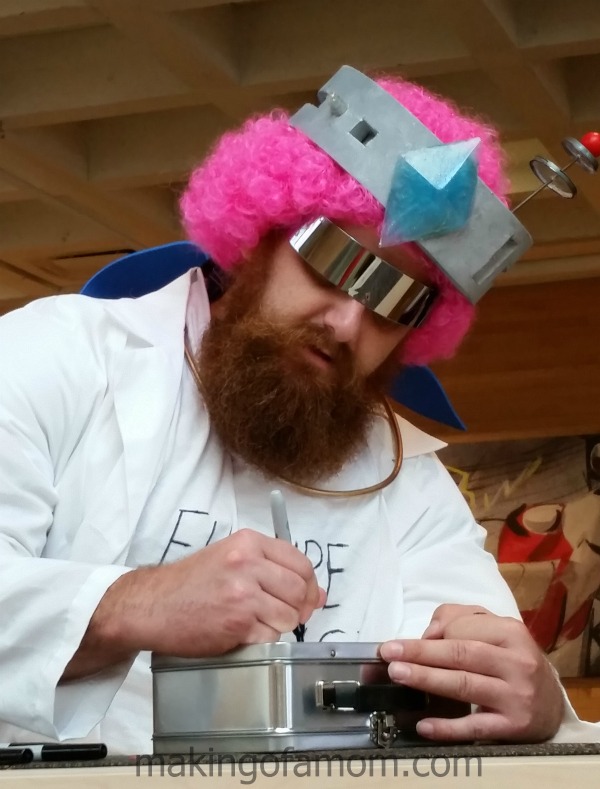 Future-Scientist-Animator