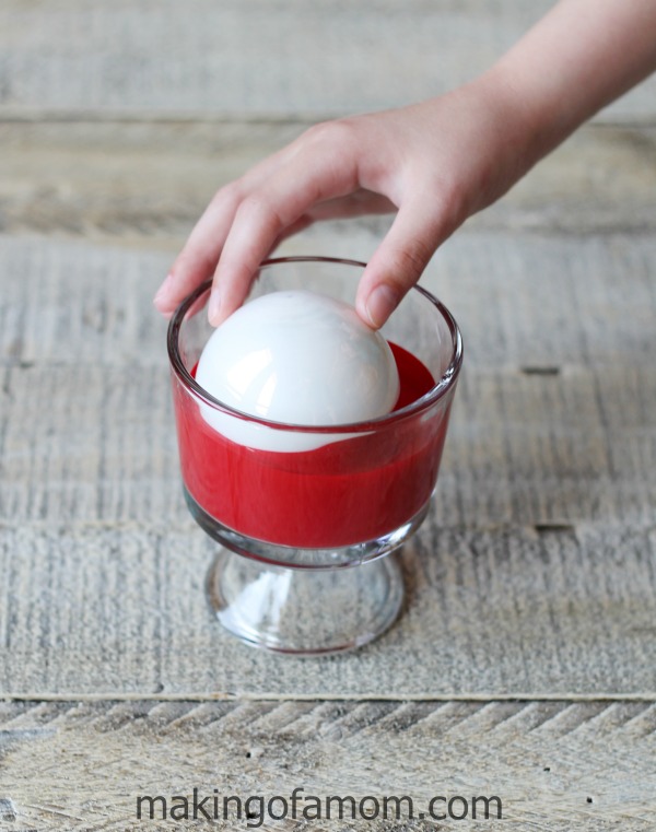 dipped-poke-ball-paint